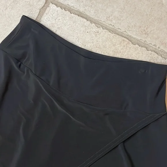 Joseph Ribkoff Black Wide-Leg Pants - Picture 6 of 7